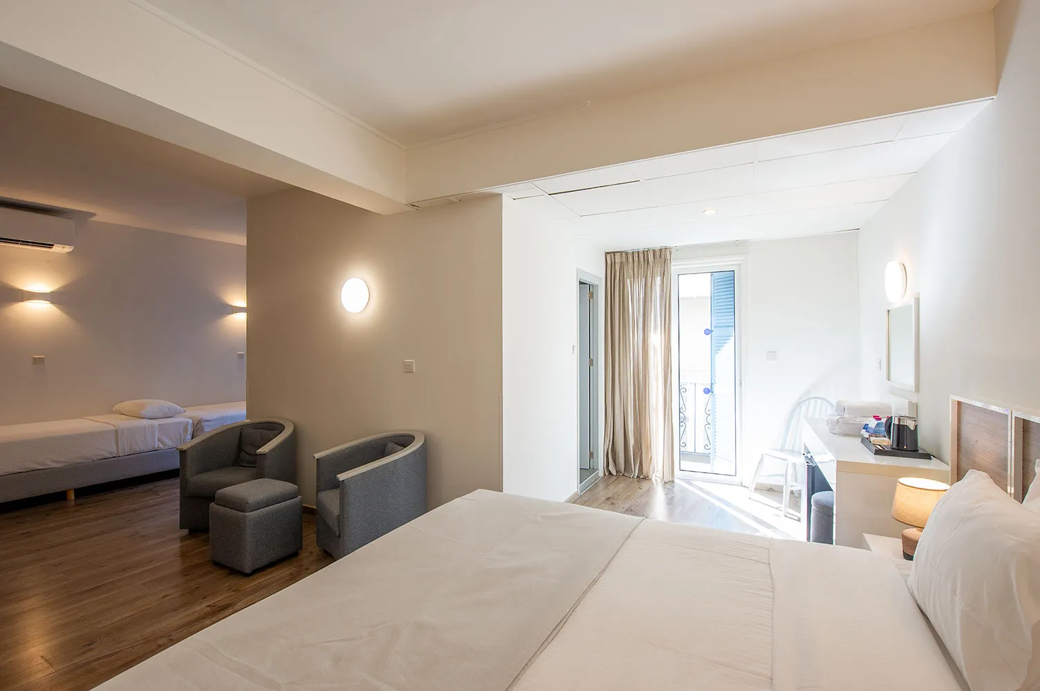 Centrum guest room
